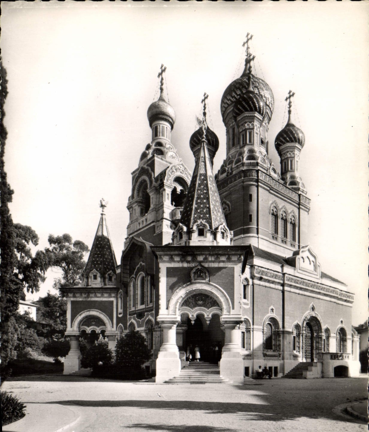 CPM Nice Orthodoxe Cathedrale Vue Generale exterieure