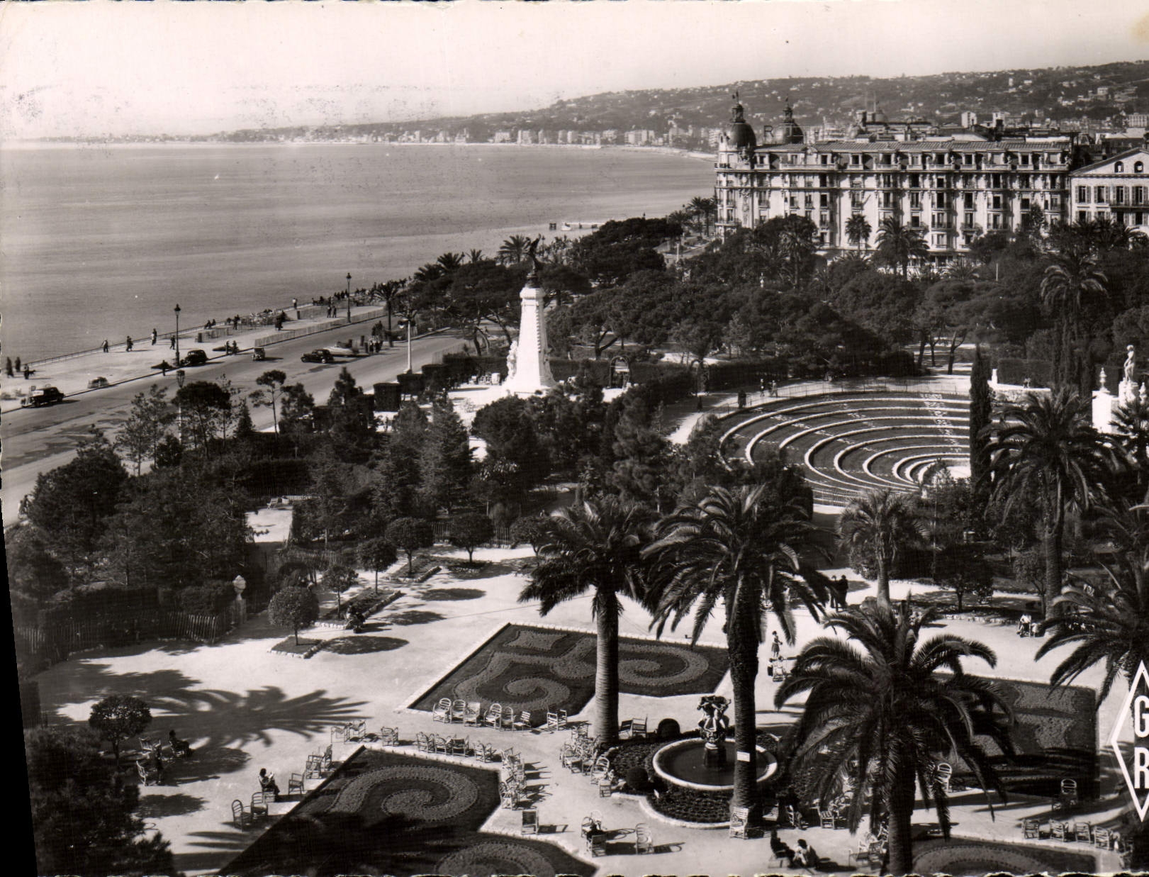 CPA Nice Les Jardins Albert 1er