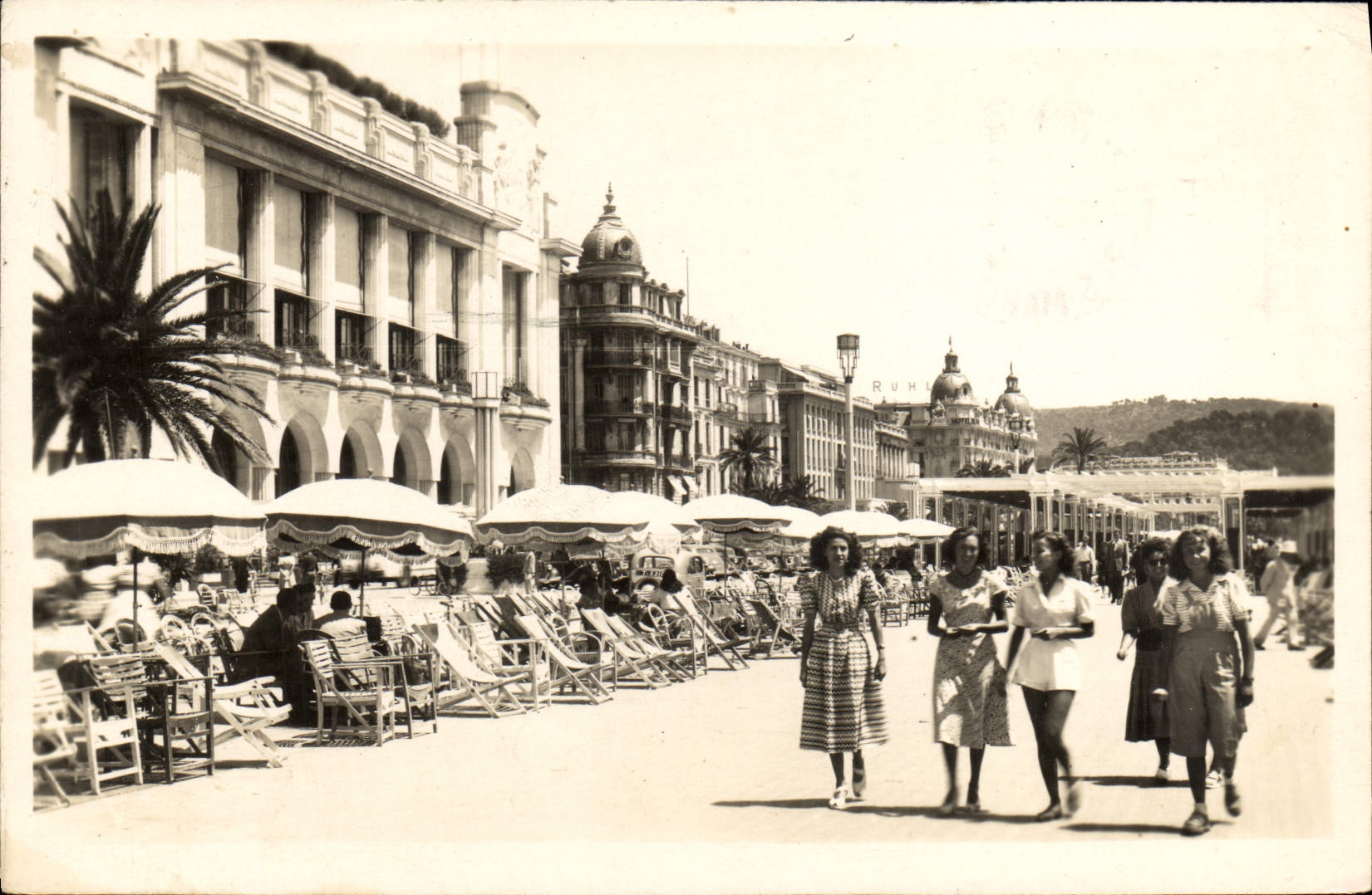 CPA Nice La Promenade Des Anglais