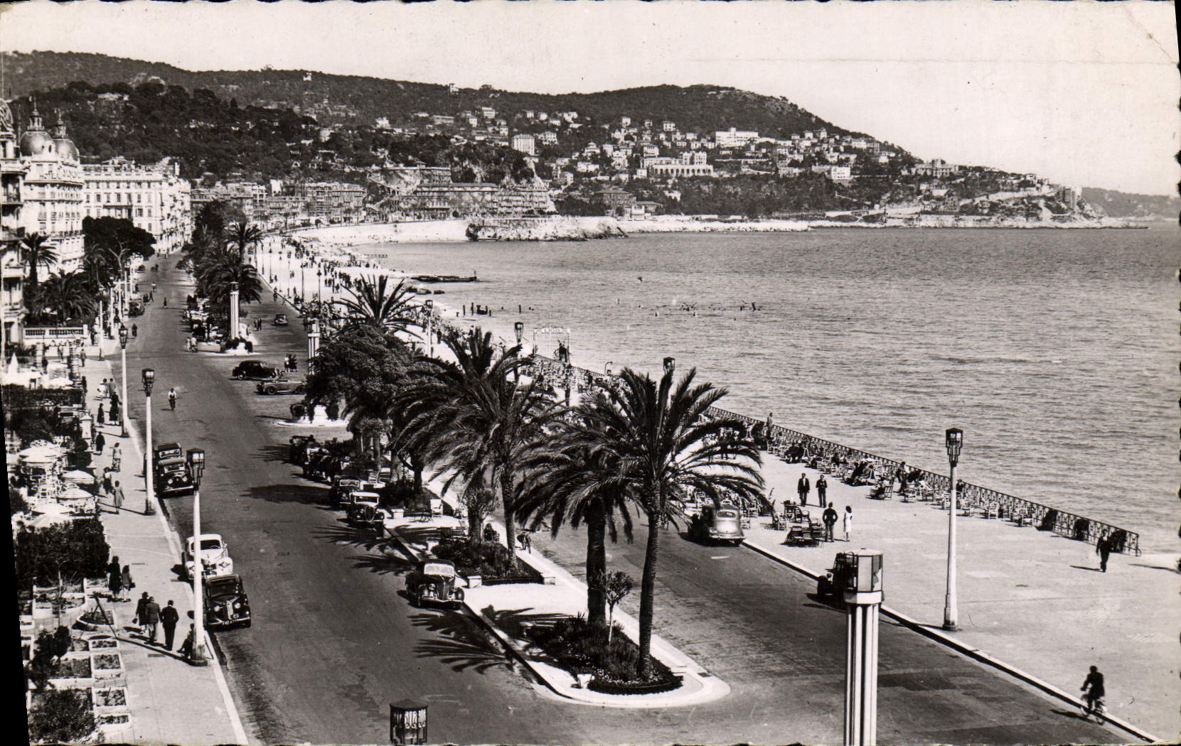 CPA Nice Promenade Des Anglais Le Mont Boron