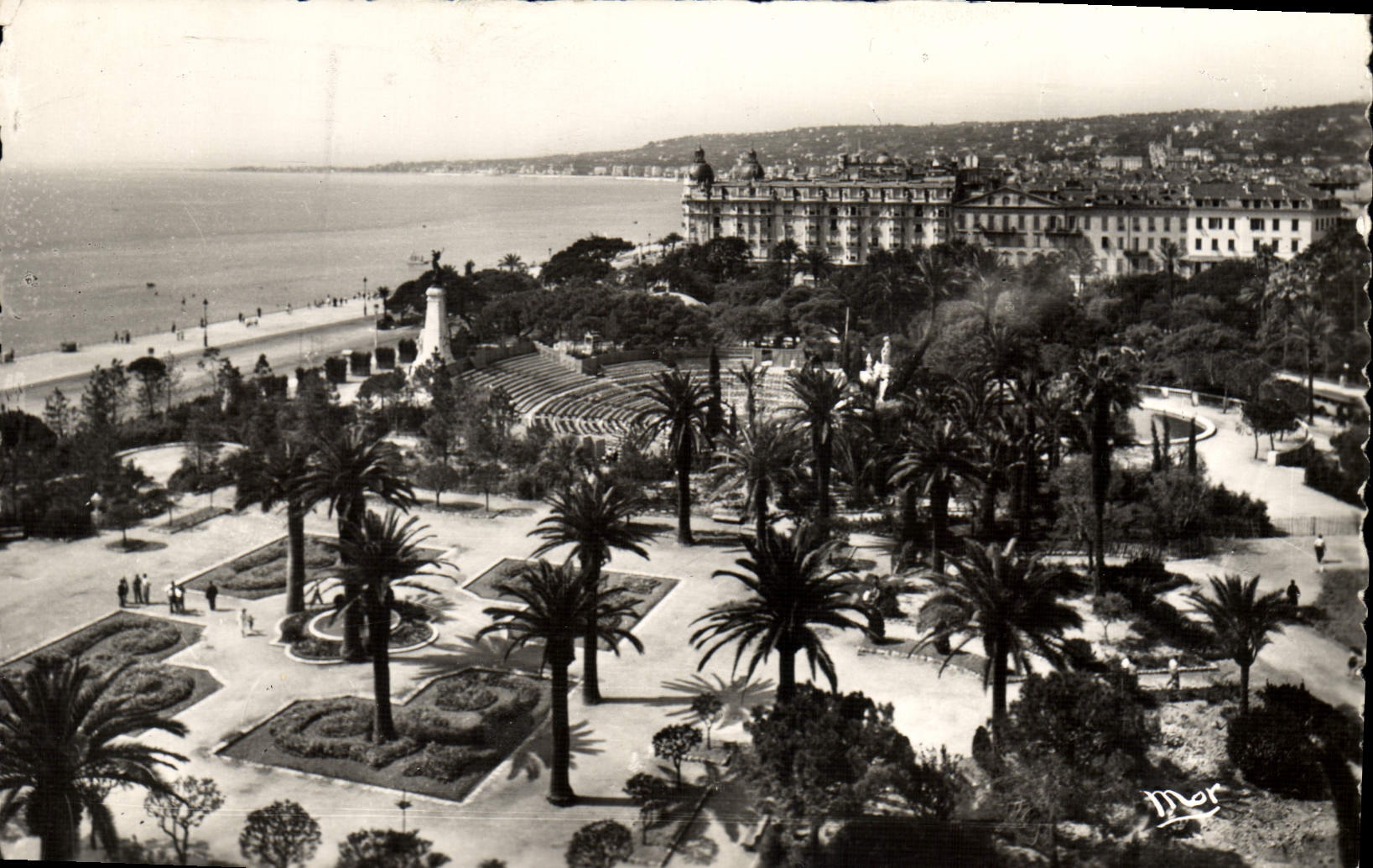 CPA Nice La Cote D'Azur Le Jardin Albert 1er et le Theatre