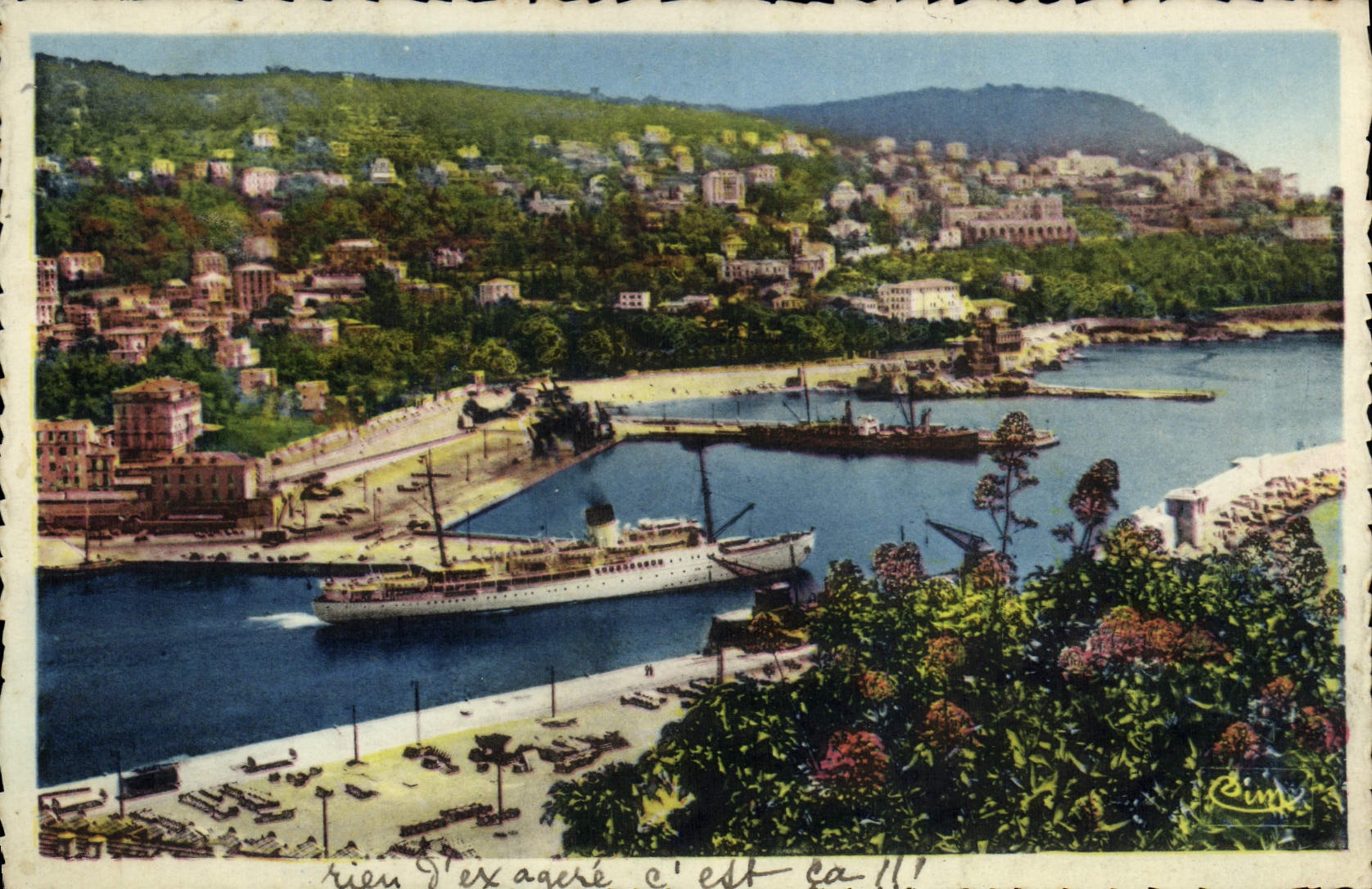 CPA Nice Vue du port Bateau