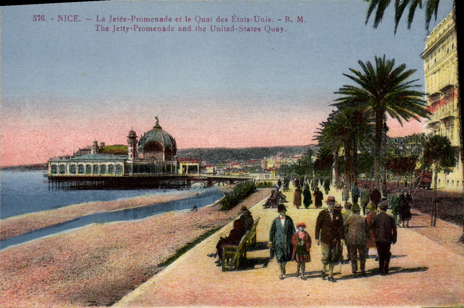 CPA Nice La jetee promenade et le quai des Etats Unis
