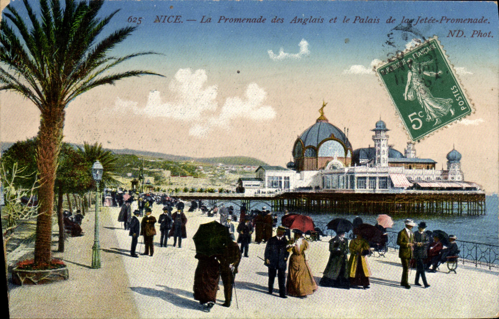 CPA Nice La Promenade Des Anglais et le Palais de la jetee promenade