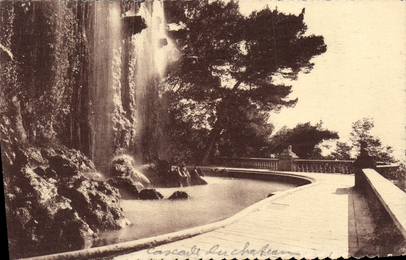 CPA Nice Cascade du chateau