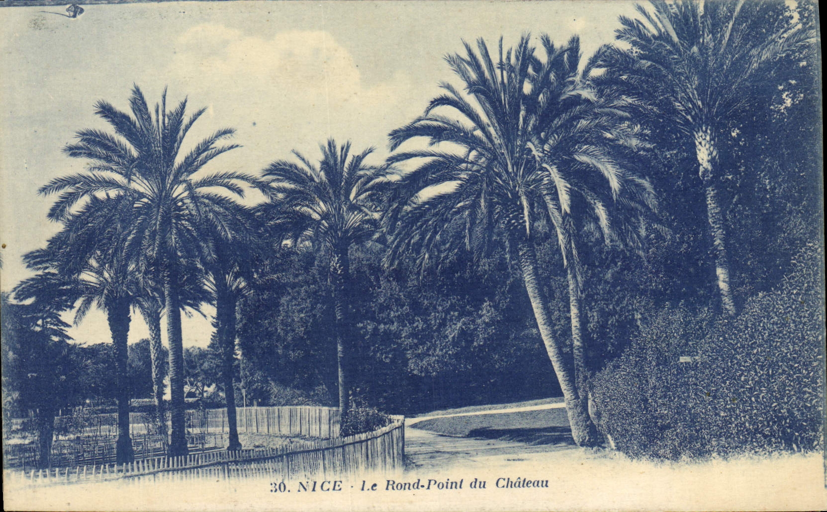 VINTAGE POSTCARD Nice the Round Bridge of the Castle