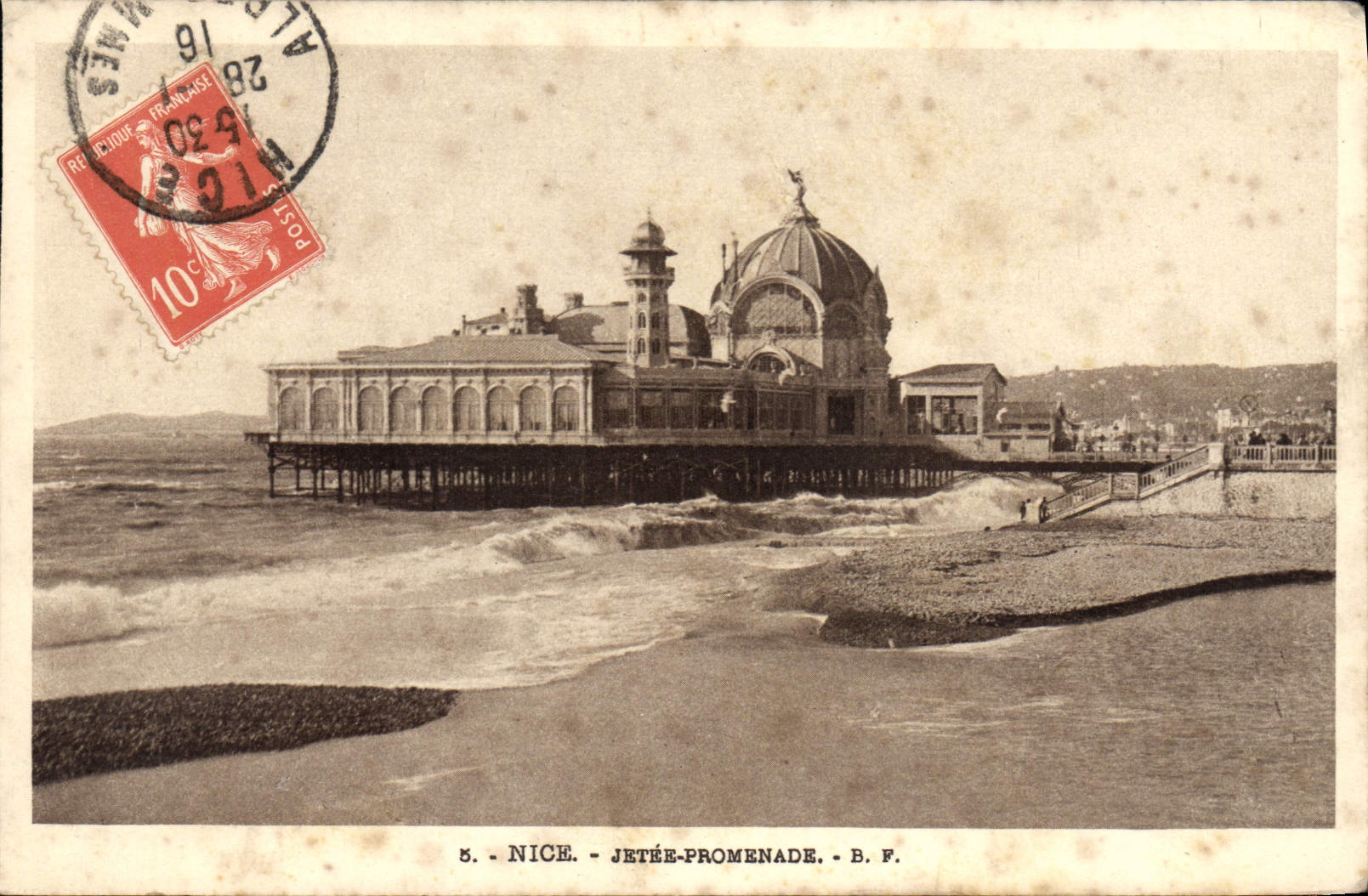 VINTAGE POSTCARD Thrown Nice Promeande