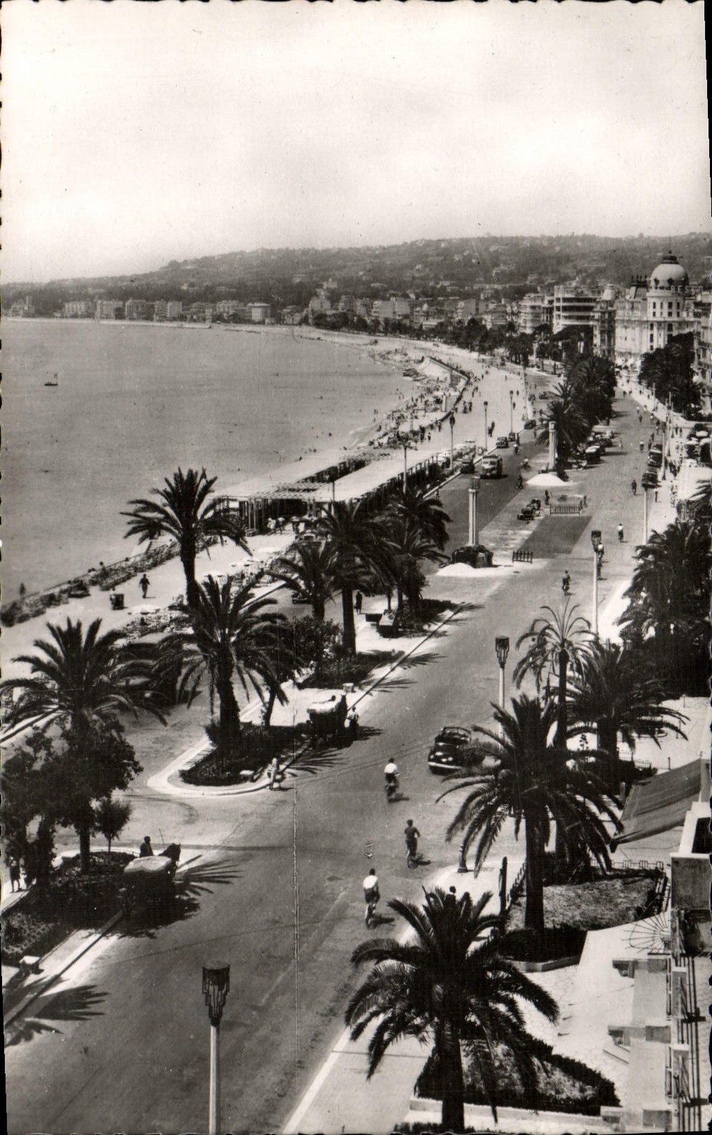 CPA Nice La Promenade des Anglais 