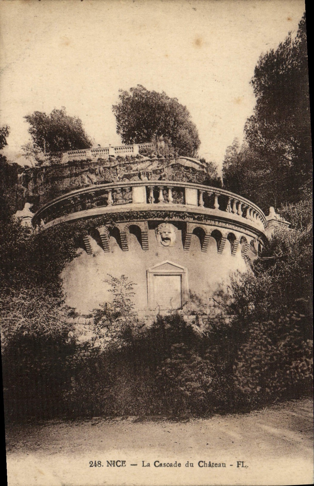 CPA Nice La Cascade du Chateau