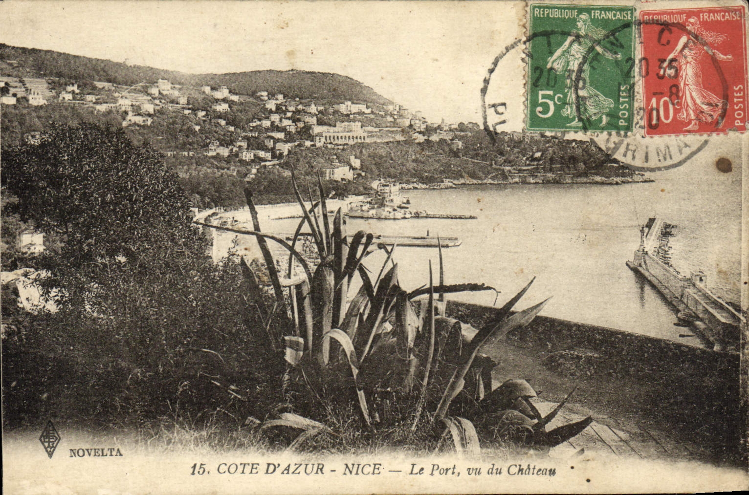 POSTAL de la VENDIMIA Niza el puerto visto del castillo