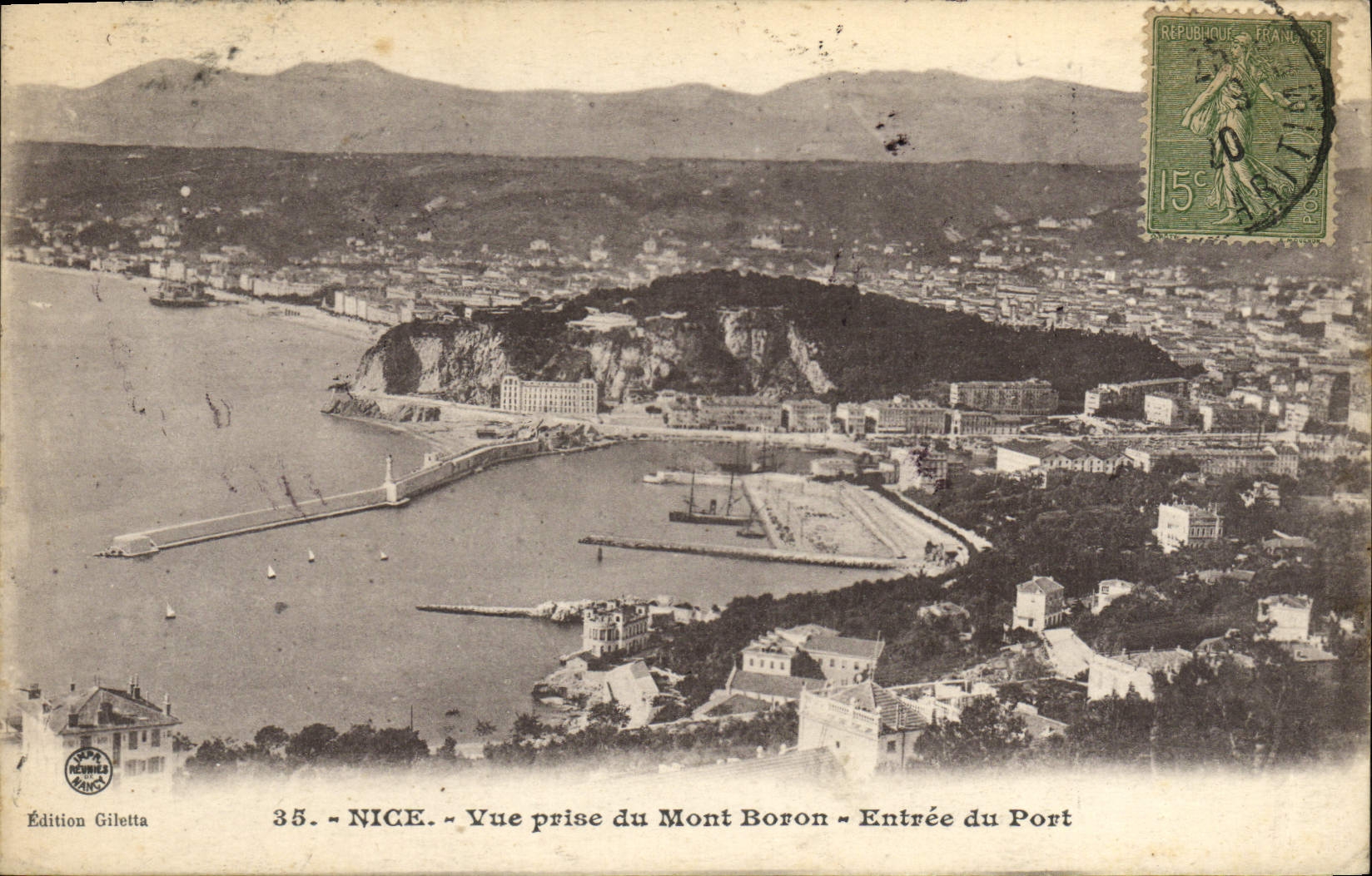 CPA Nice Vue prise du Mont Boron Entree du Port