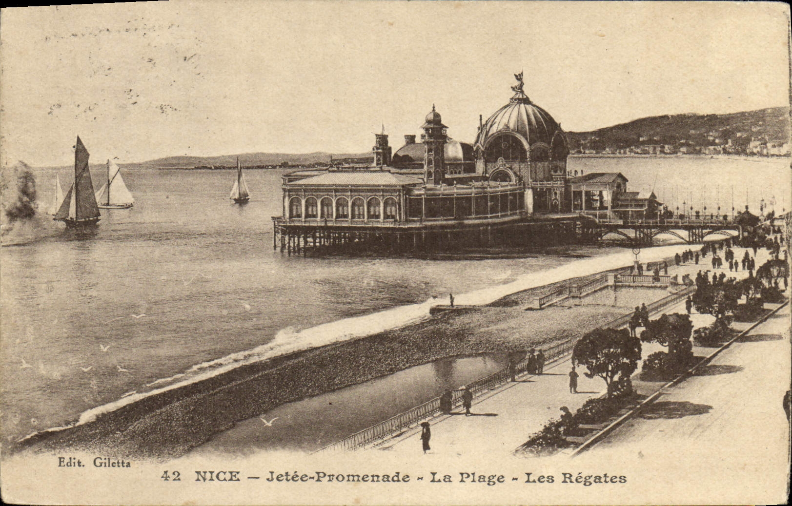 CPA Nice Jetee Promenade La Plage Les Regates