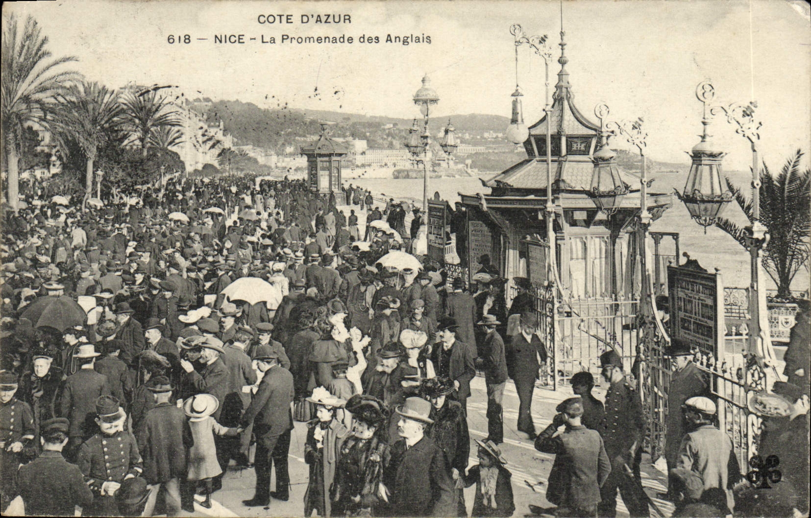 CPA Nice La Promenade des Anglais 
