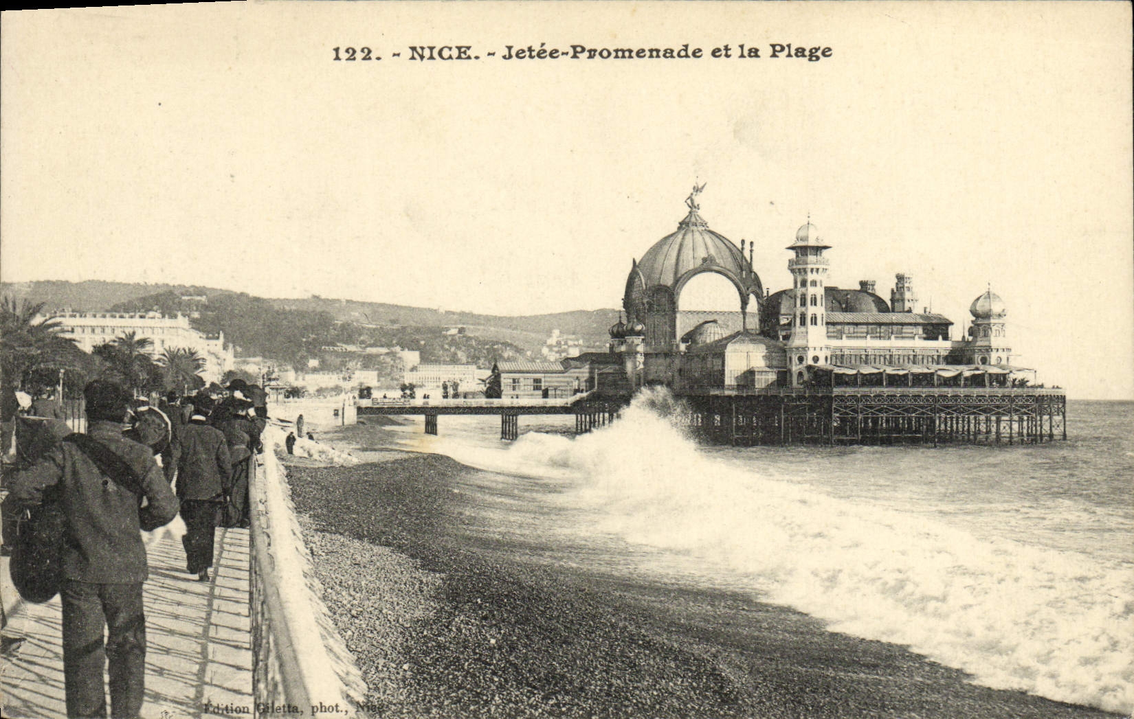 VINTAGE POSTCARD Thrown Nice Walk and the Beach