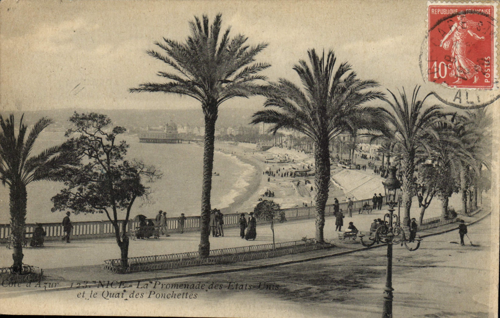 VINTAGE POSTCARD Nice Walk of the United States and the quay of Pounchettes