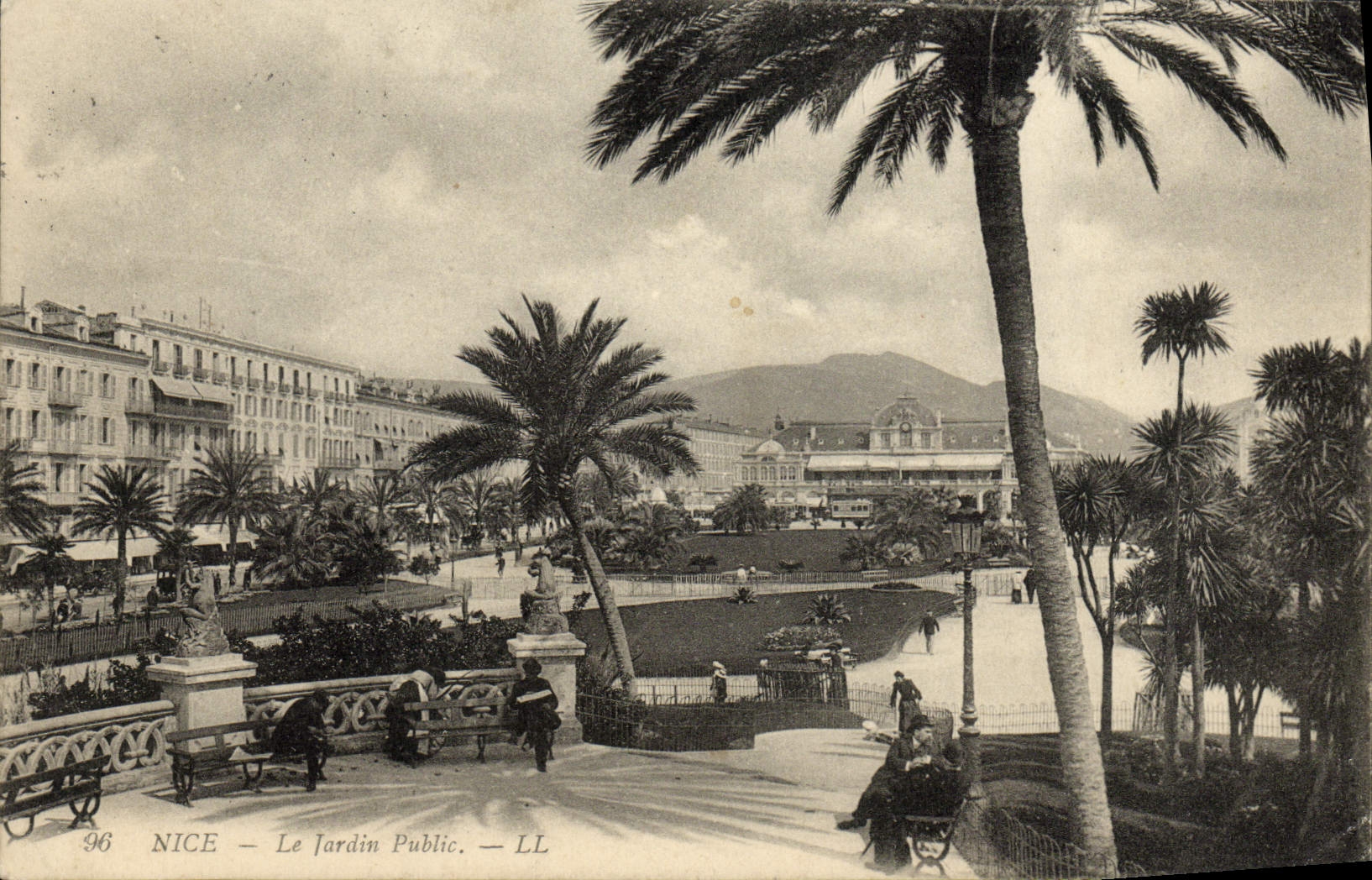 CPA Nice Le Jardin Public 