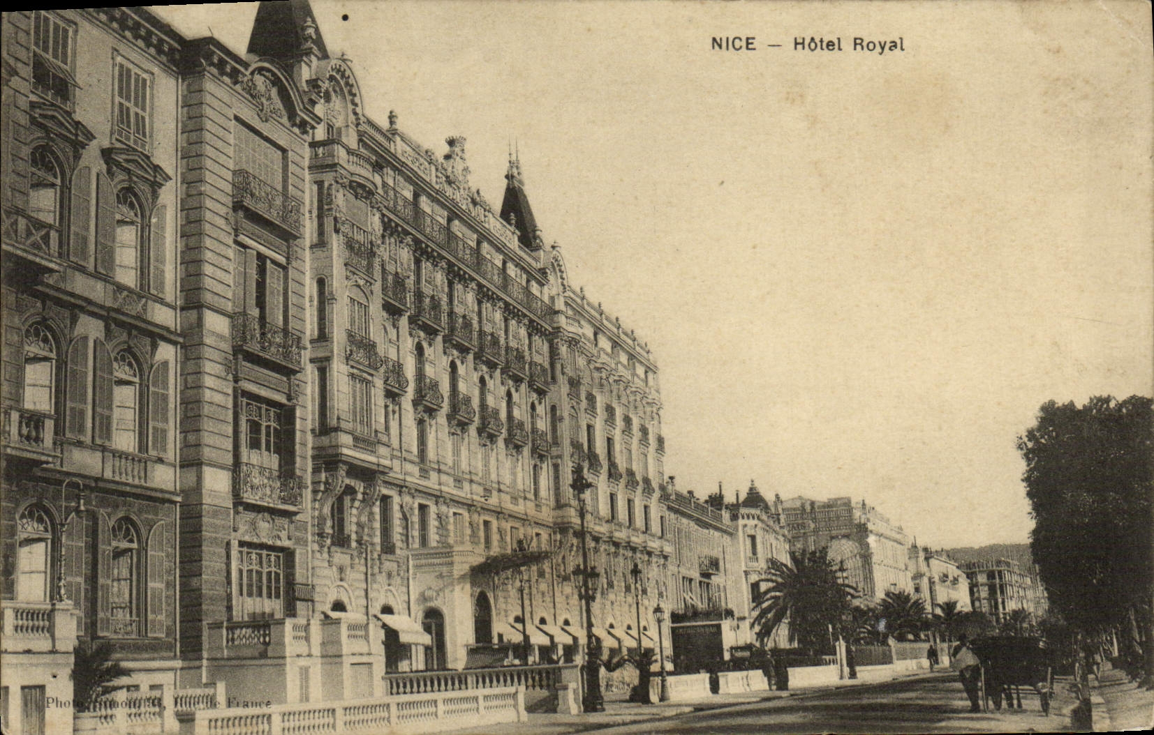 VINTAGE POSTCARD Nice Royal Hotel