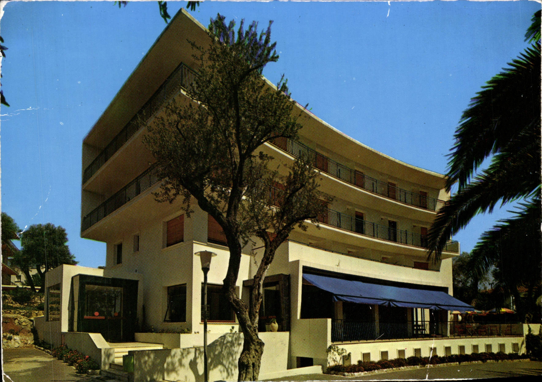 MODERN CARD Residence UMO the Cottage Roquebrune Cape Martin