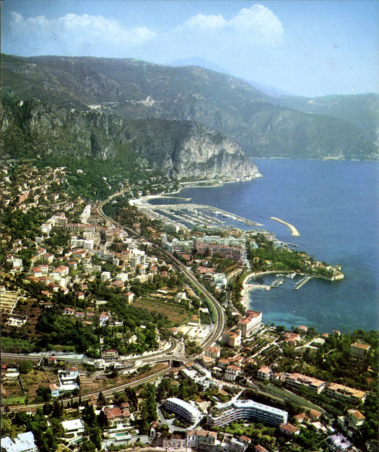 POSTAL MODERNA cabo Ferrat y visión