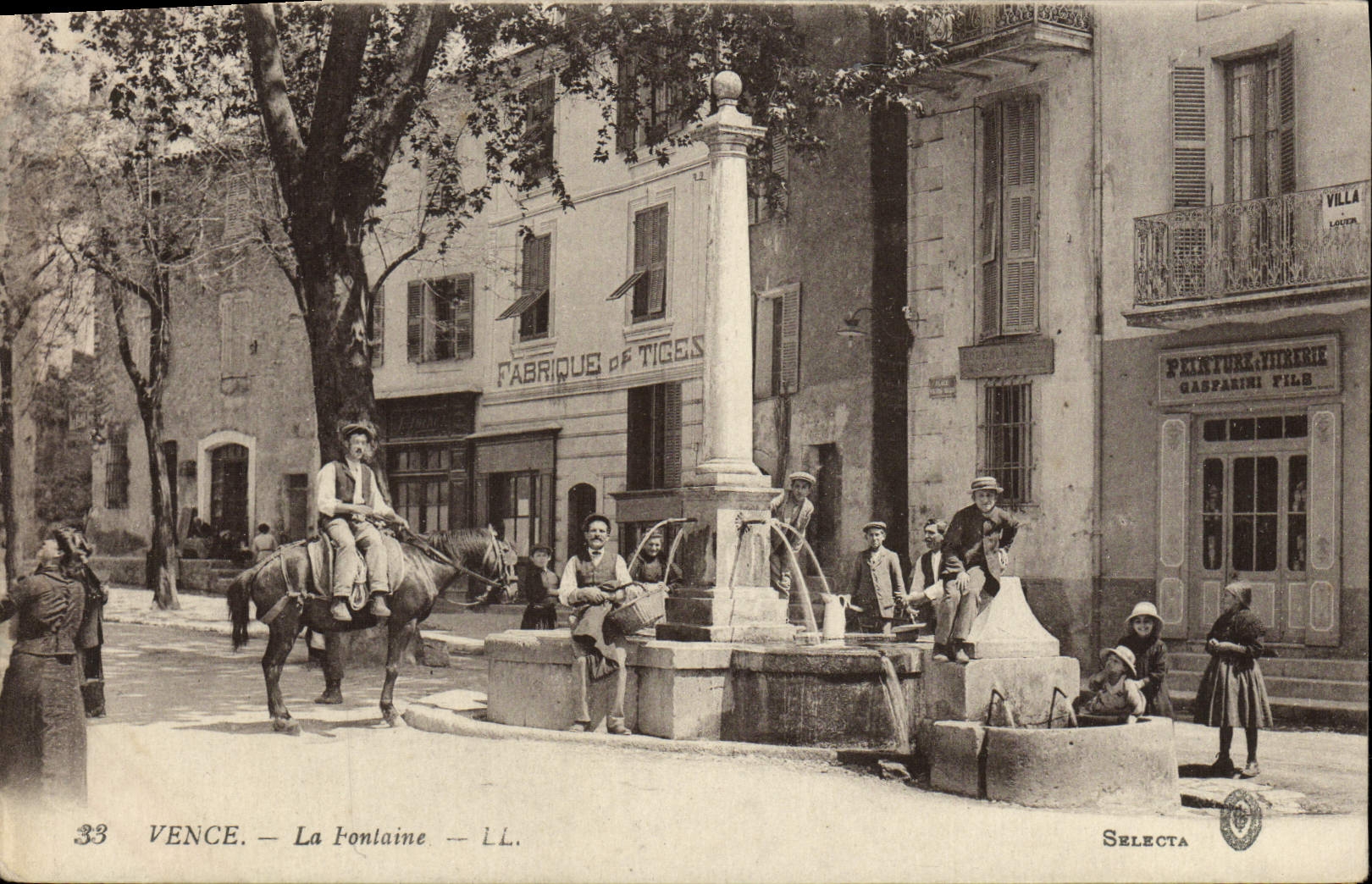 POSTAL Vence Pontaine de la VENDIMIA