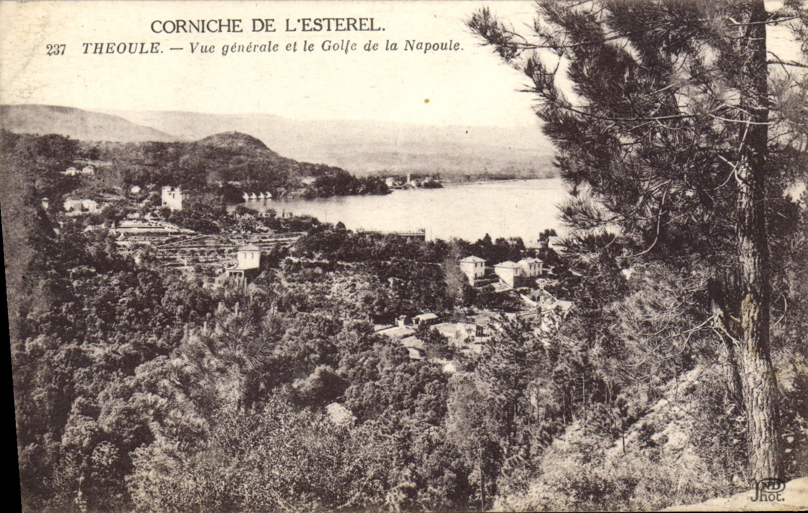 CPA Theoule Vue Generale et le Goife de la Napoute