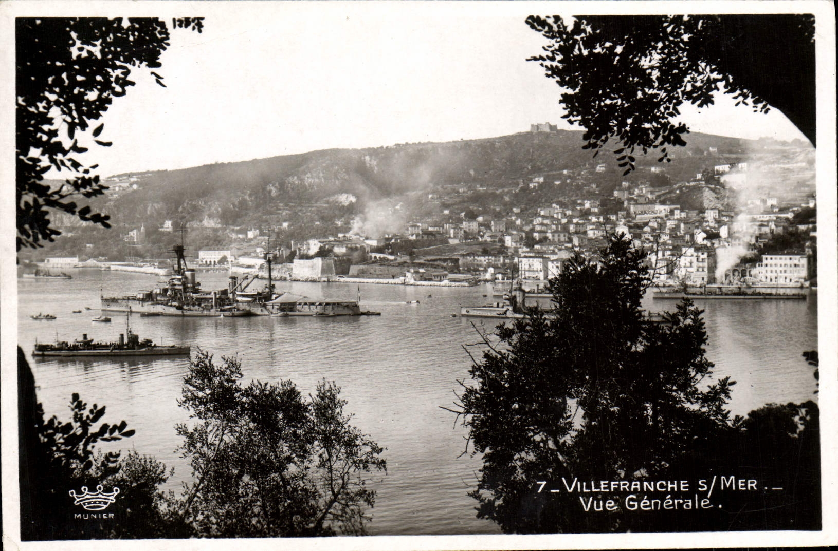 CPA Villefranche Sur Mer Vue Generale Bateaux