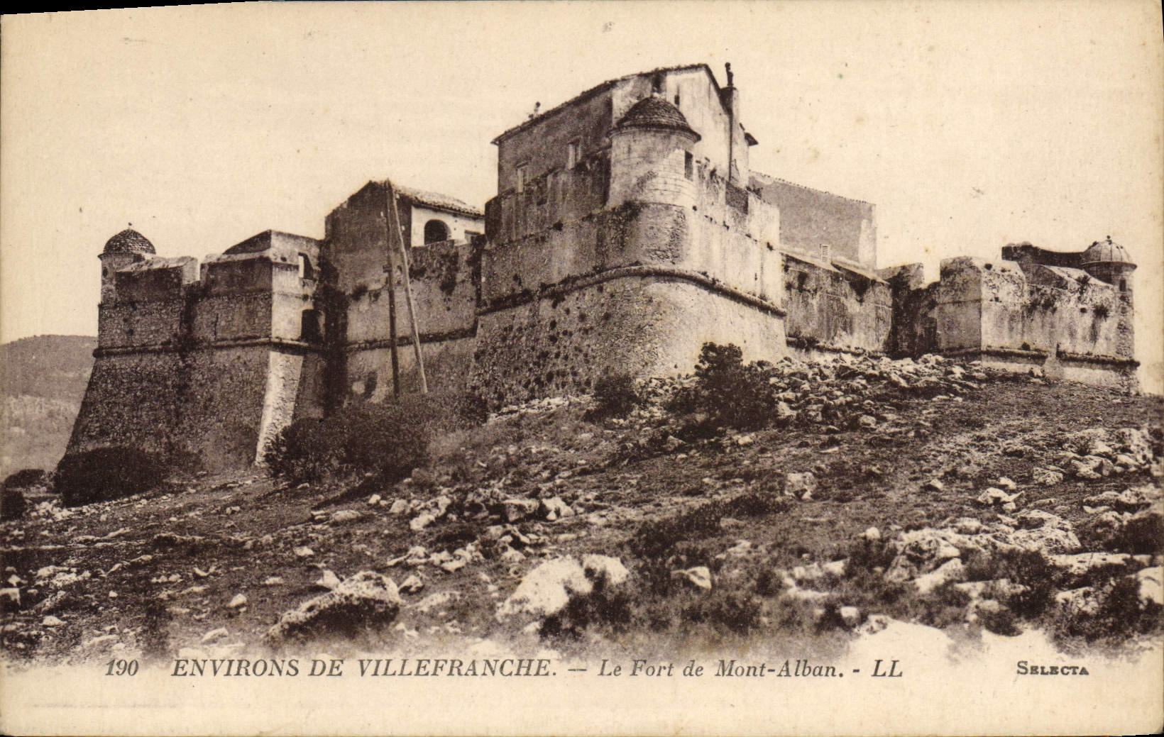 CPA Environs de Villefranche Le Fort de Mont Alban