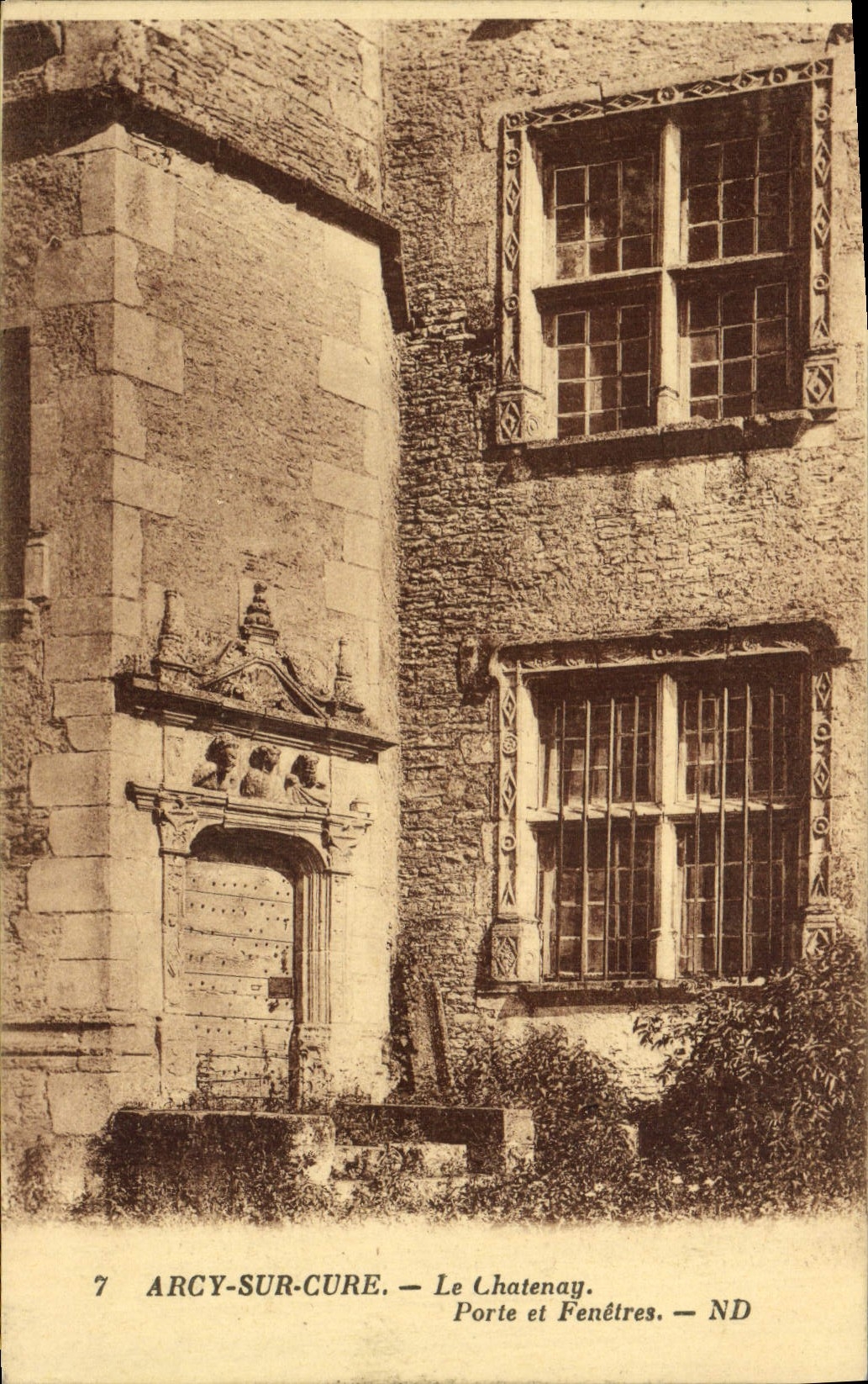 CPA Arcy Sur Cury Le Chatenay Porte et fenetres