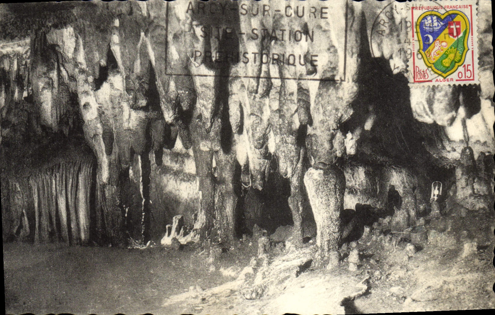 CPA Arcy Sur Cury Grottes Salle de la boucherie