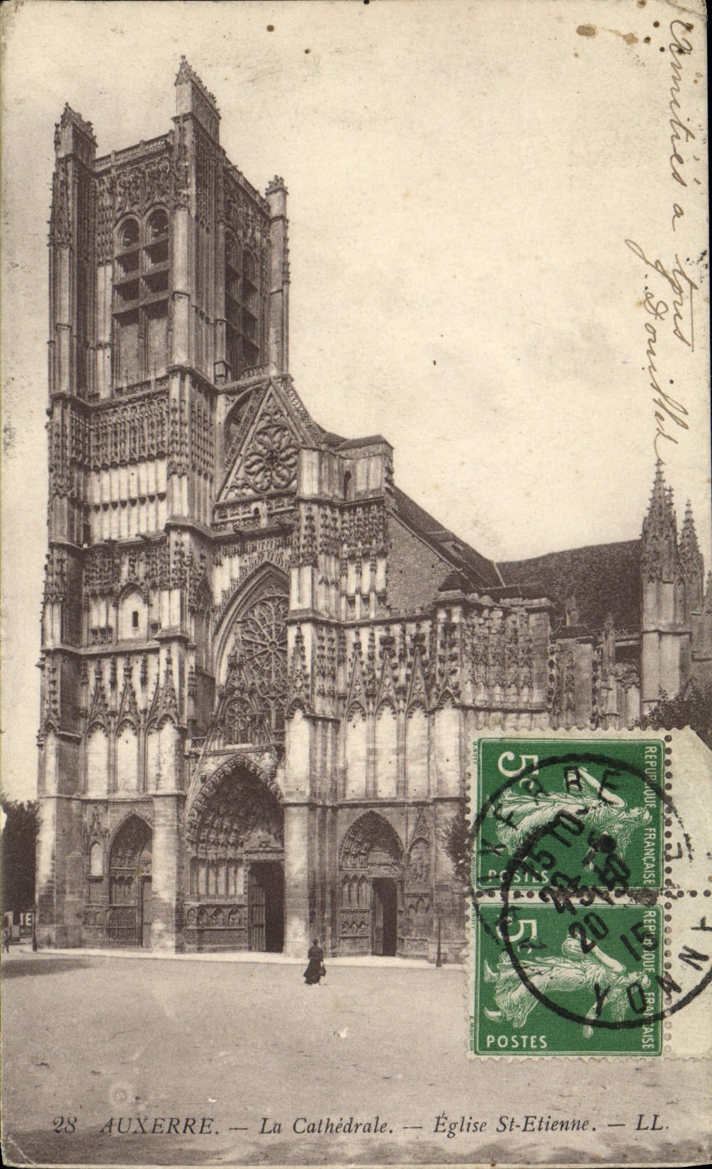 CPA Auxerre La Cathedrale Eglise St Etienne