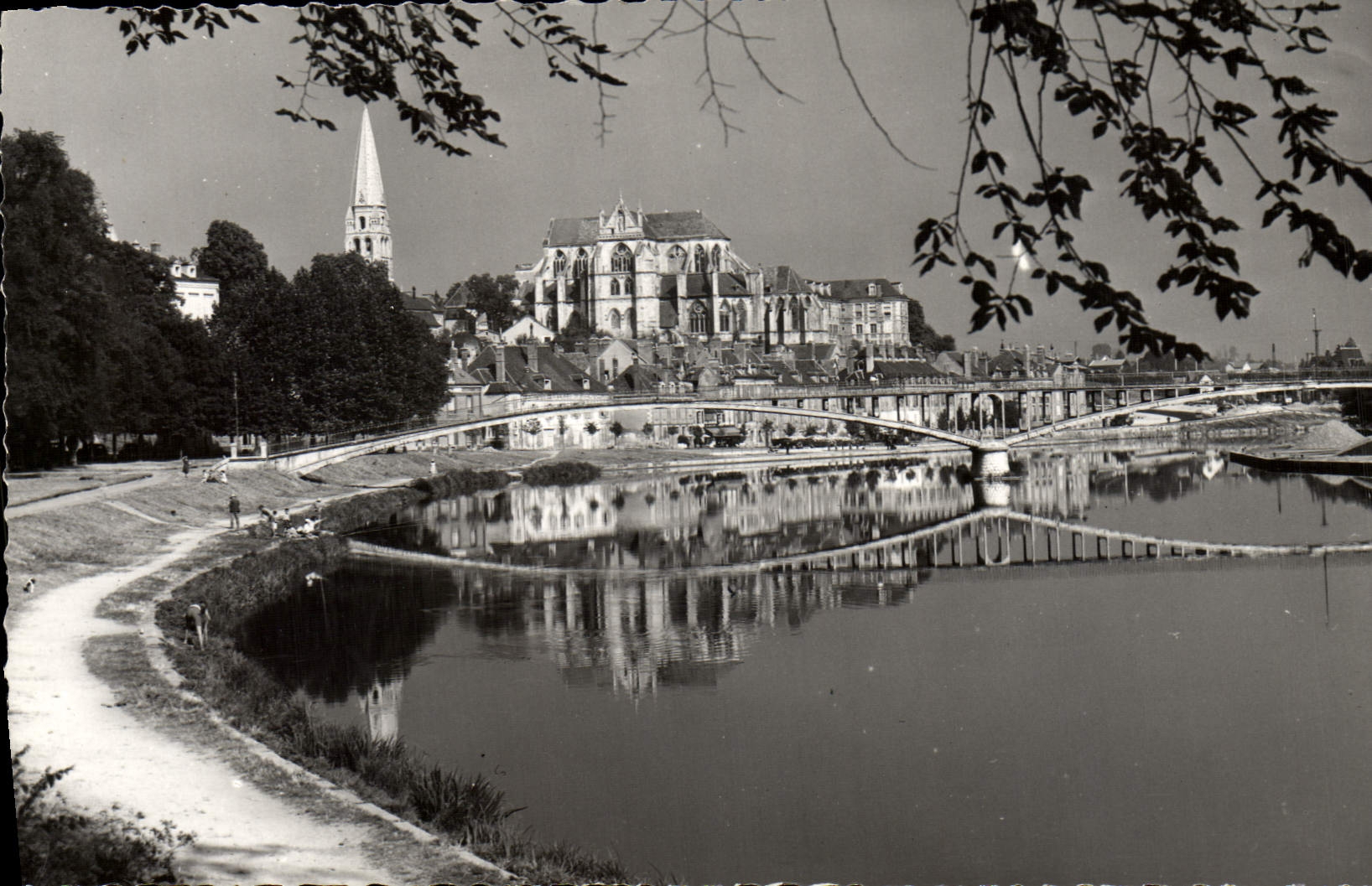 MODERN CARD Auxerre Yonne View