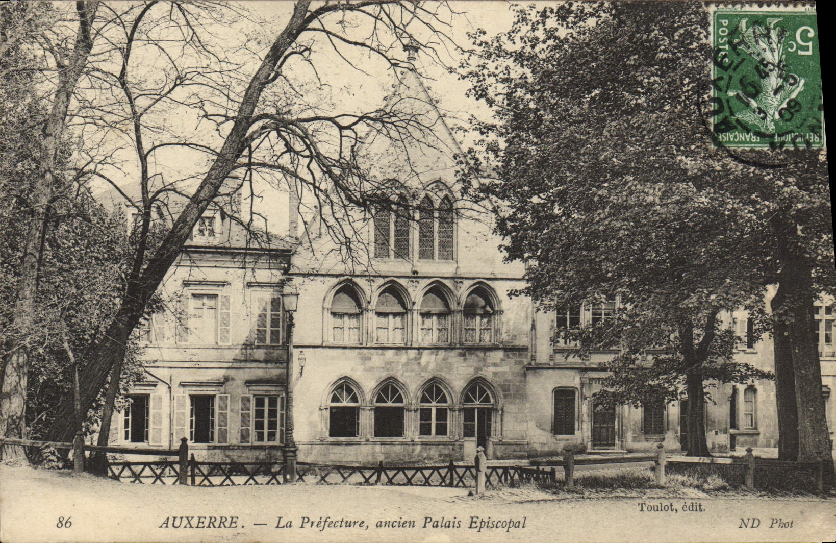 CPA Auxerre La Prefecture Ancien Palais Episcopal