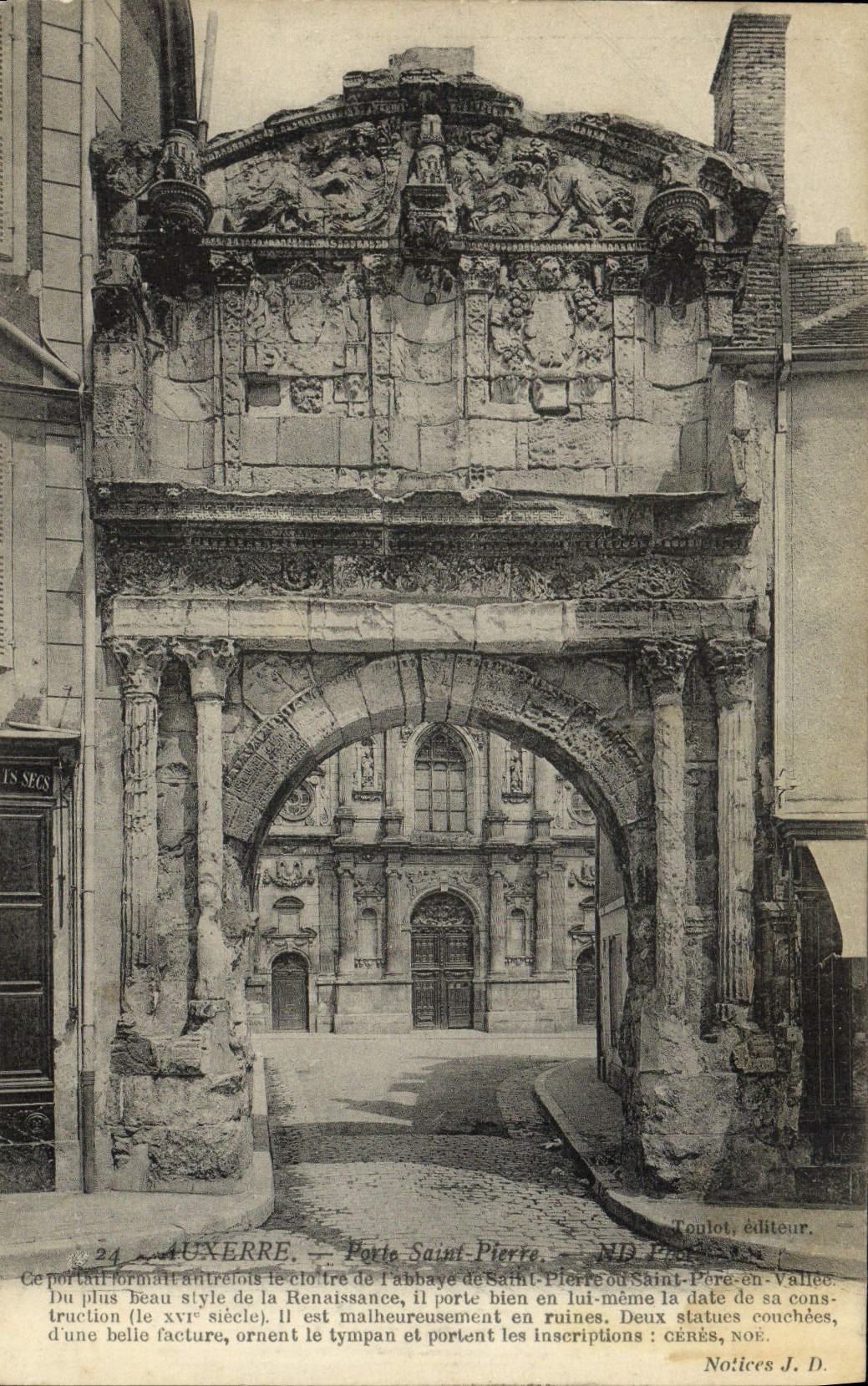 CPA Auxerre Porte Saint Pierre