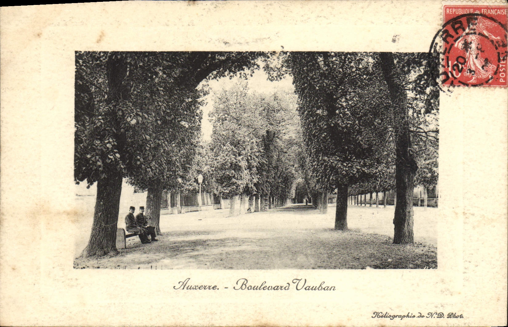 CPA Auxerre Boulevard Vauban