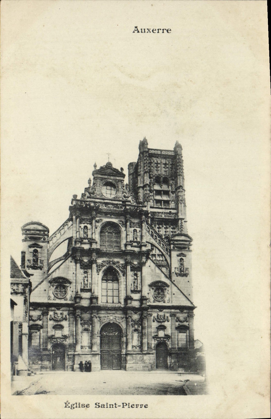 CPA Auxerre Eglise Saint Pierre