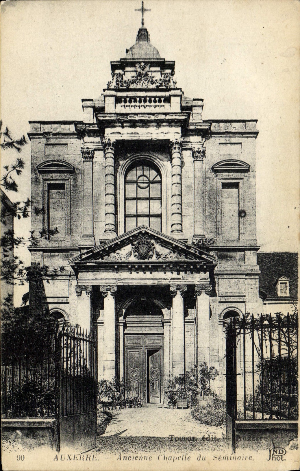 CPA Auxerre Ancienne Chapelle du Seminaire