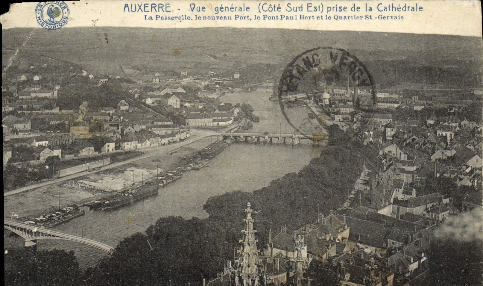 CPA Auxerre Vue Generale Prise de la Cathedrale