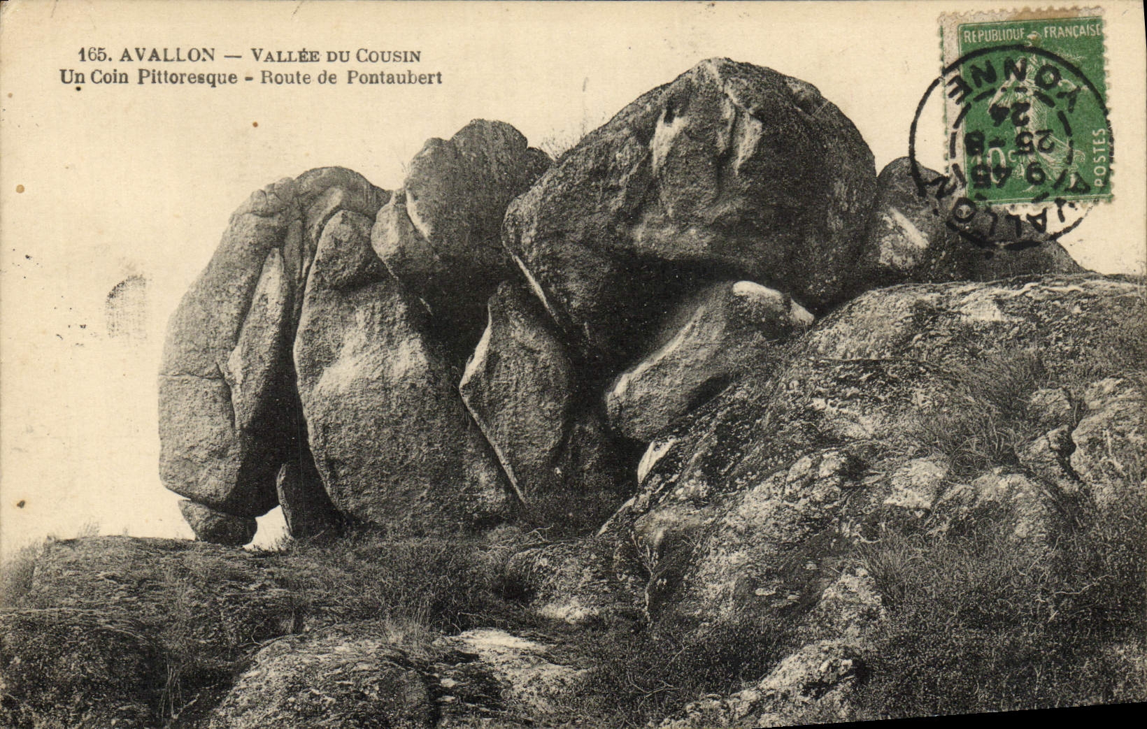 Valle de Avallon de la POSTAL de la VENDIMIA del primo una Corner pintoresca Road De Pontaubert