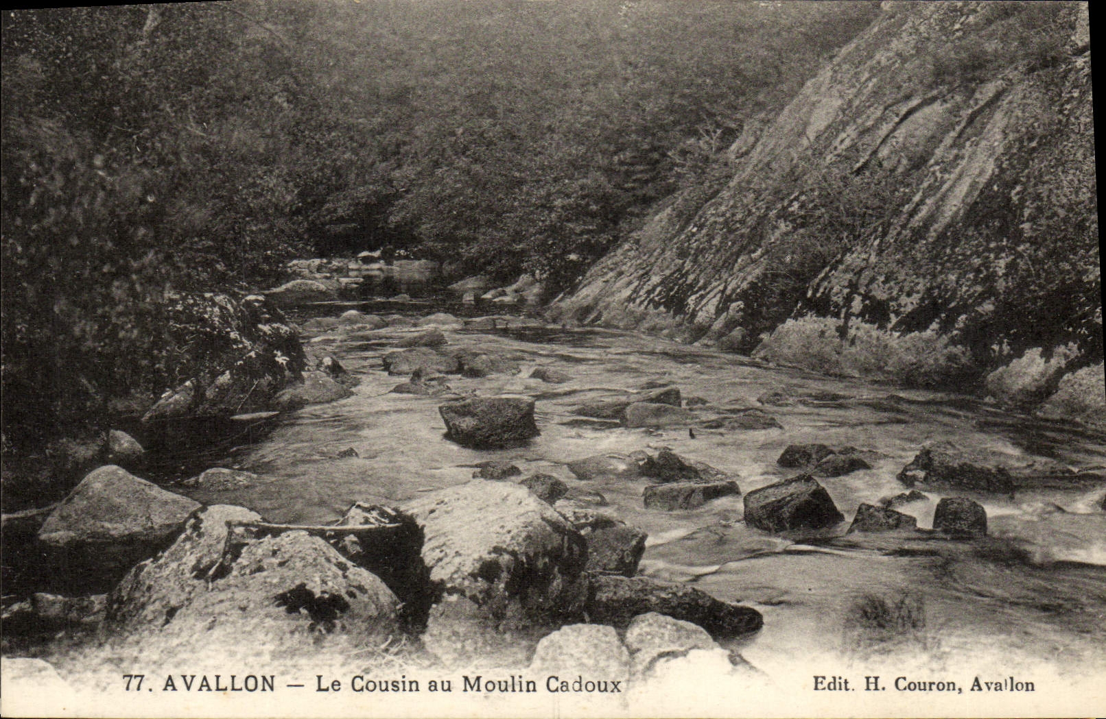 CPA Avallon Le Cousin Au Moulin Cadoux