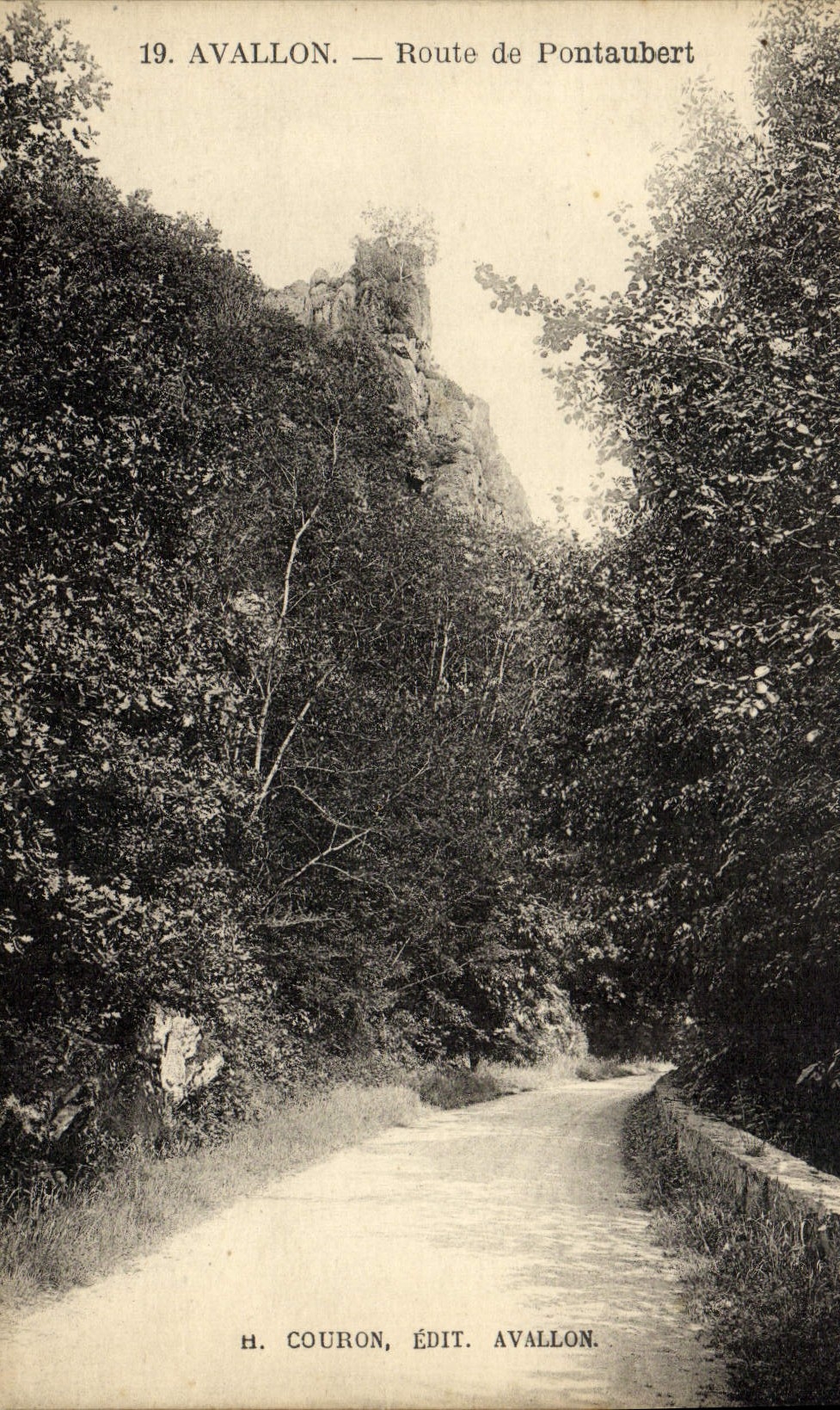 CPA Avallon Route De Pontaubert