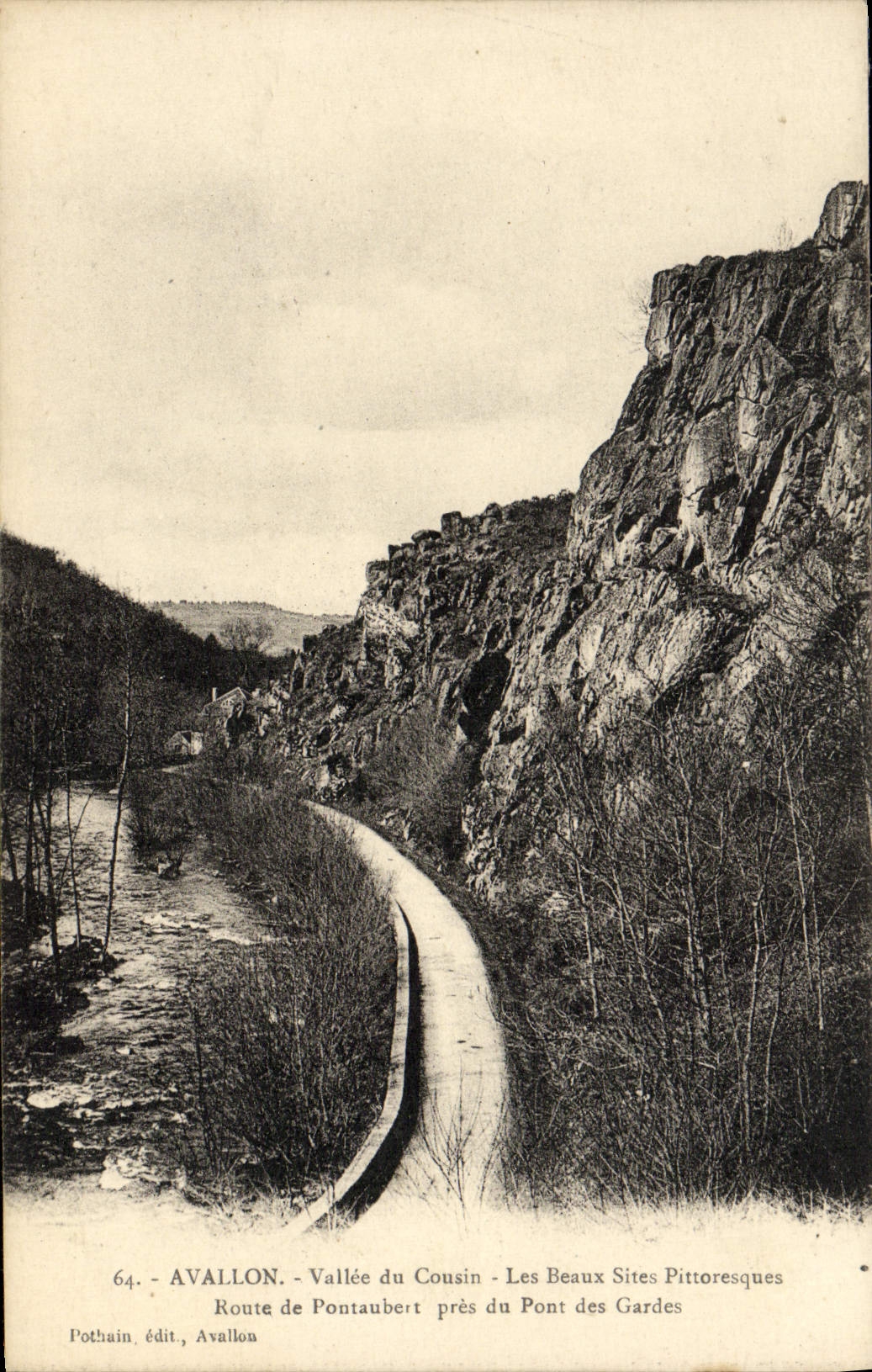 CPA Avallon Vallee Du Cousin Les Beaux Sites Pittoresques Route De Pontaubert pres du pont des Gardes
