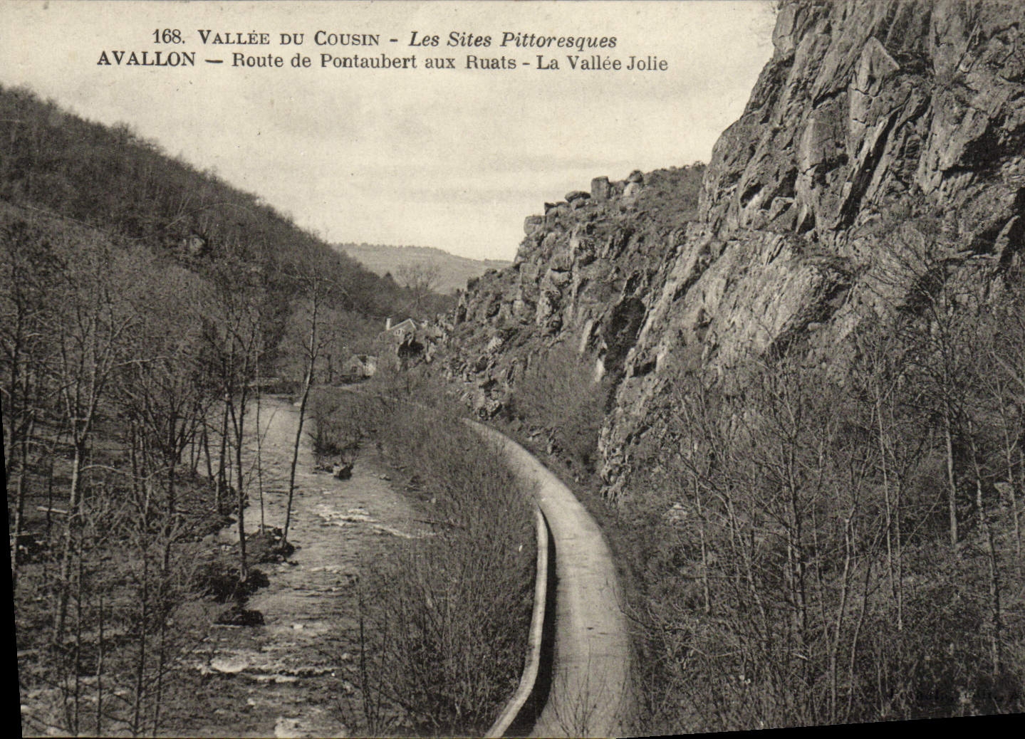 CPA Avallon Route De Pontaubert Aux Ruats La Vallee Jolie