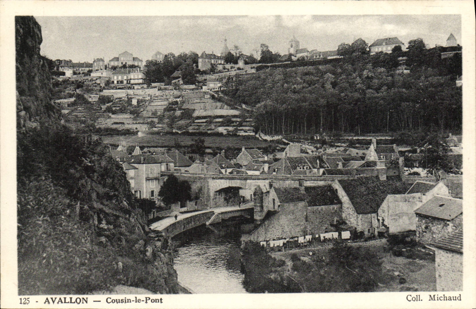 CPA Avallon Cousin Le Pont