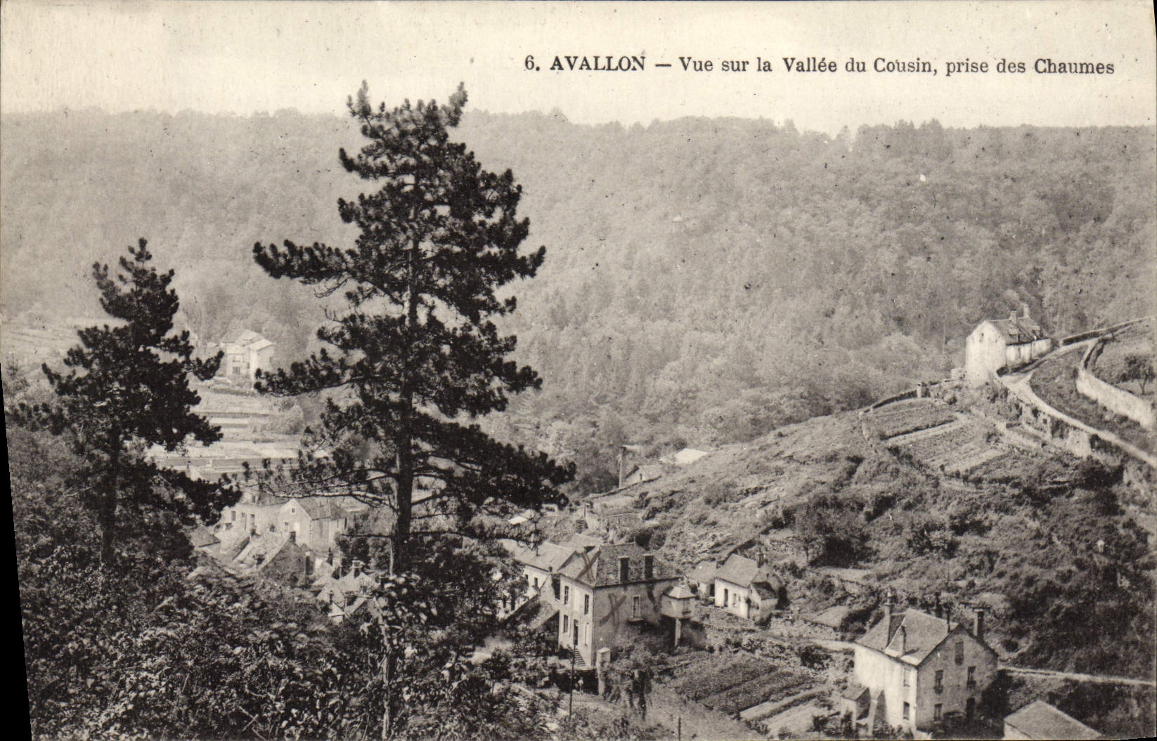 CPA Avallon Vue Sur La Valle Du Cousin Prise Des Chaumes