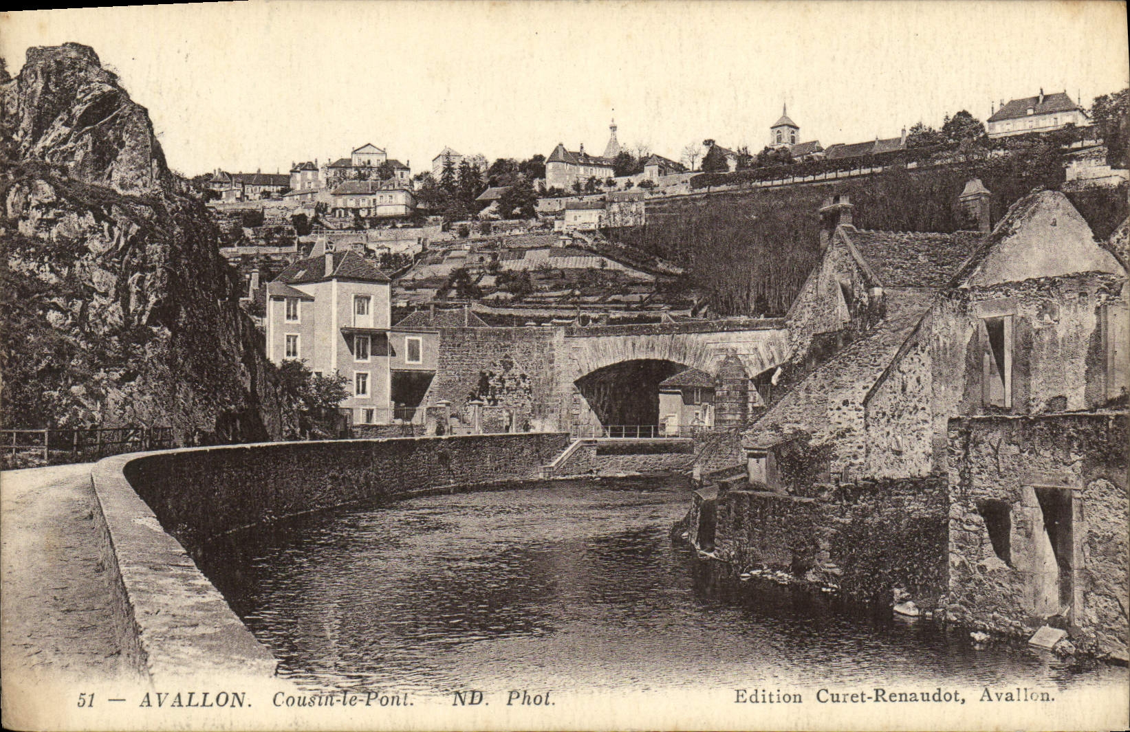 CPA Avallon Cousin Le Pont