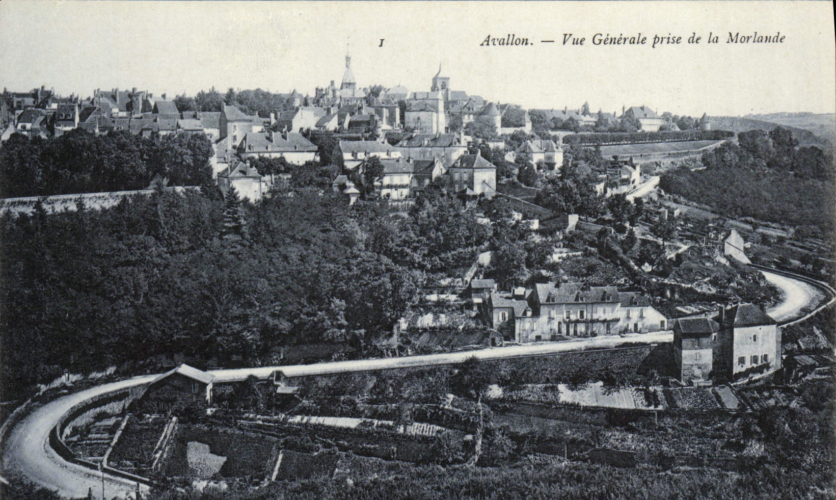CPA Avallon Vue Generale Prise De La Morlande