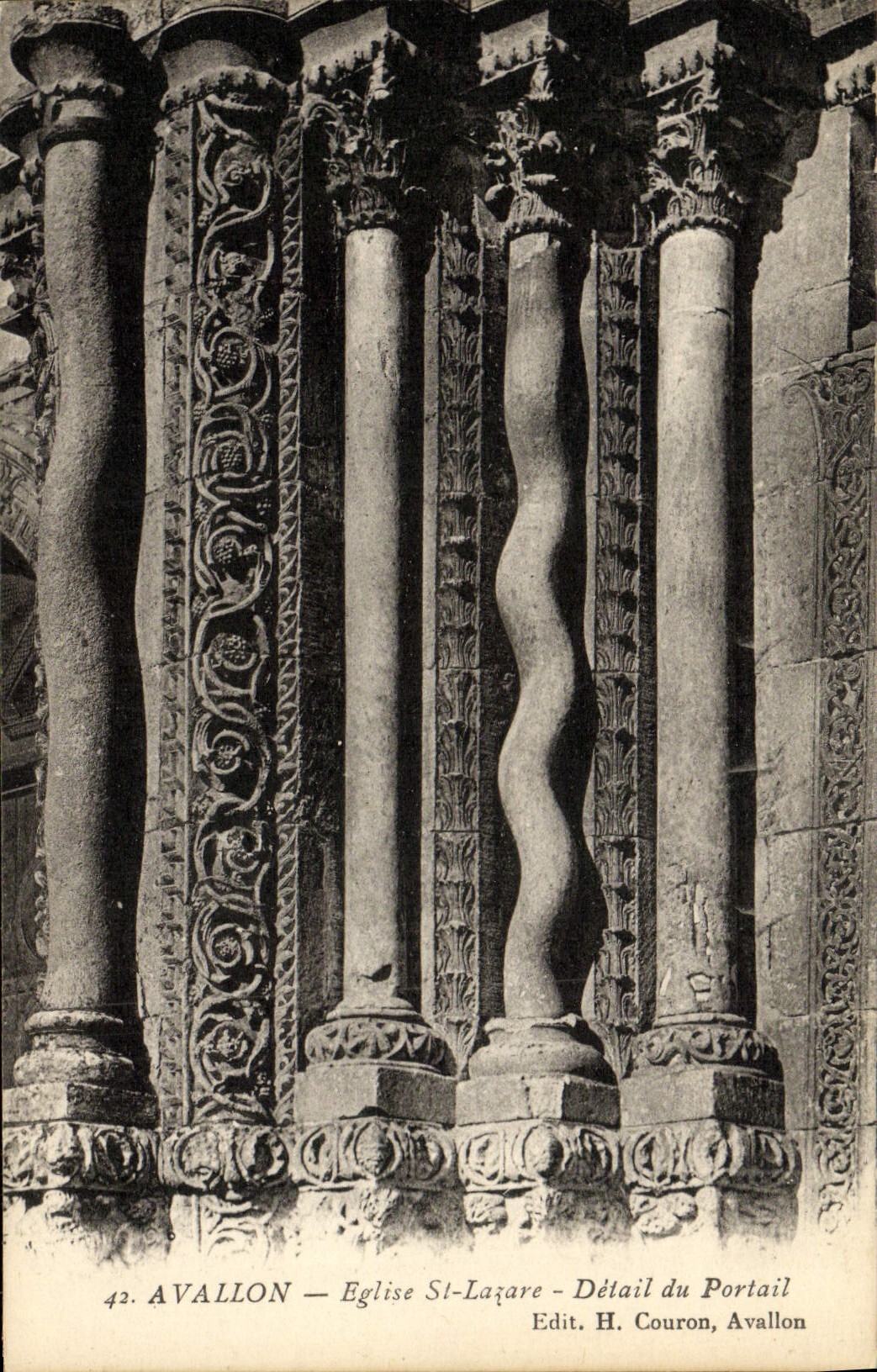 CPA Avallon Eglise Saint Lazare Detail Du Portail