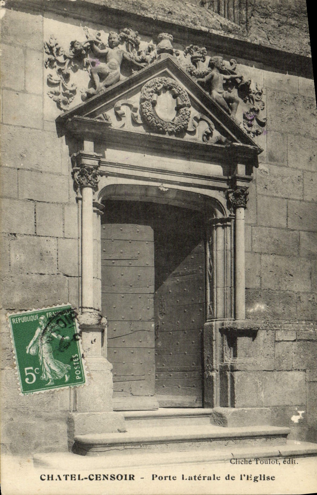 CPA Chatel Censoir Porte laterale de l'eglise