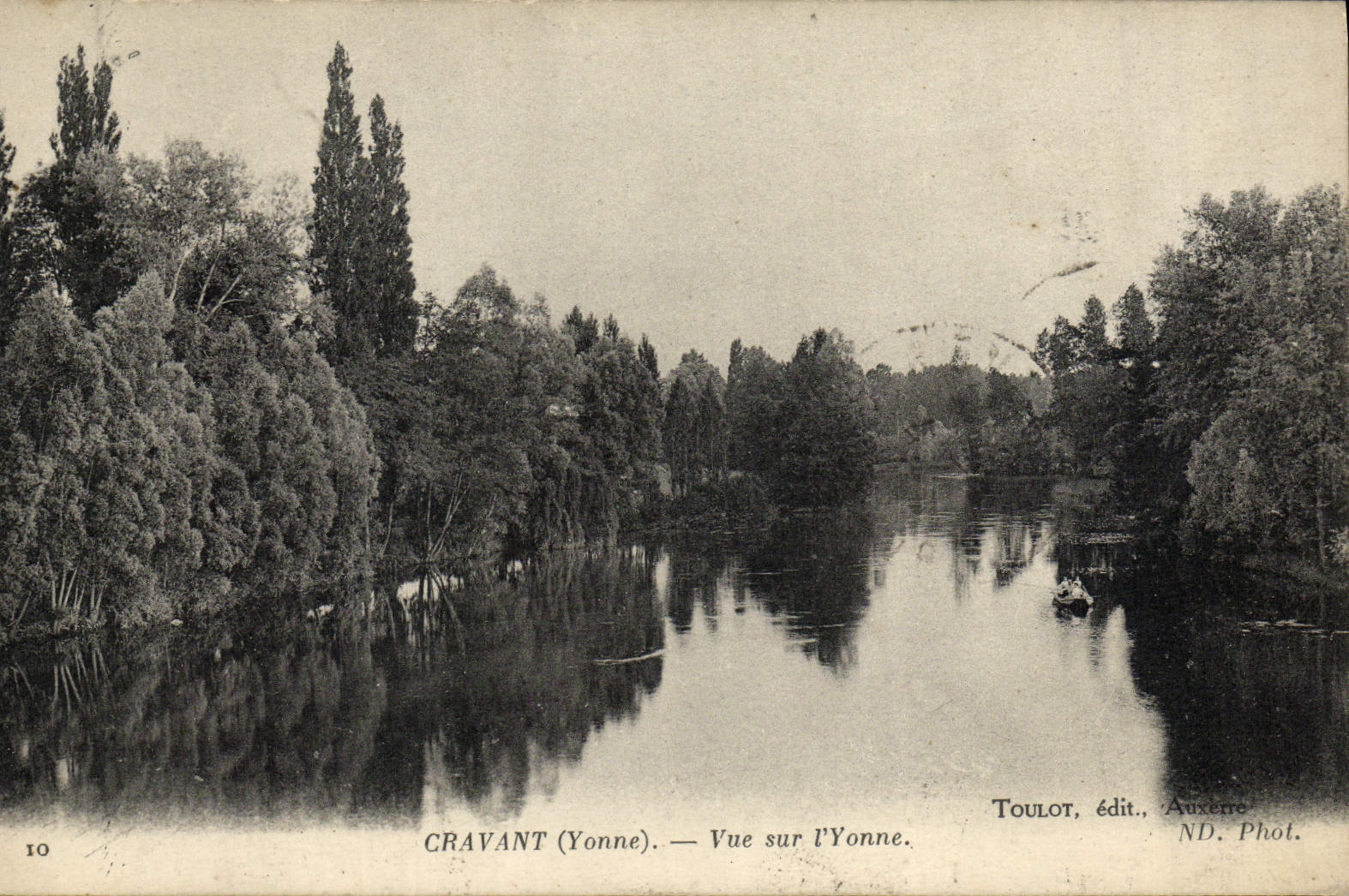 VINTAGE POSTCARD Cravant Seen On Yonne