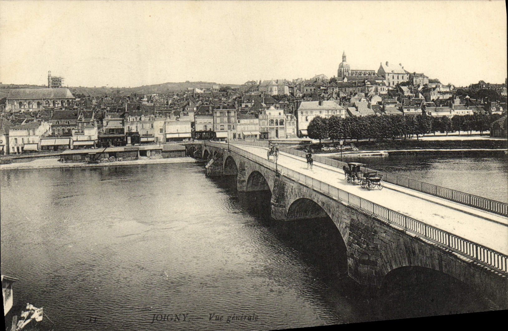 CPA Joigny Vue Generale